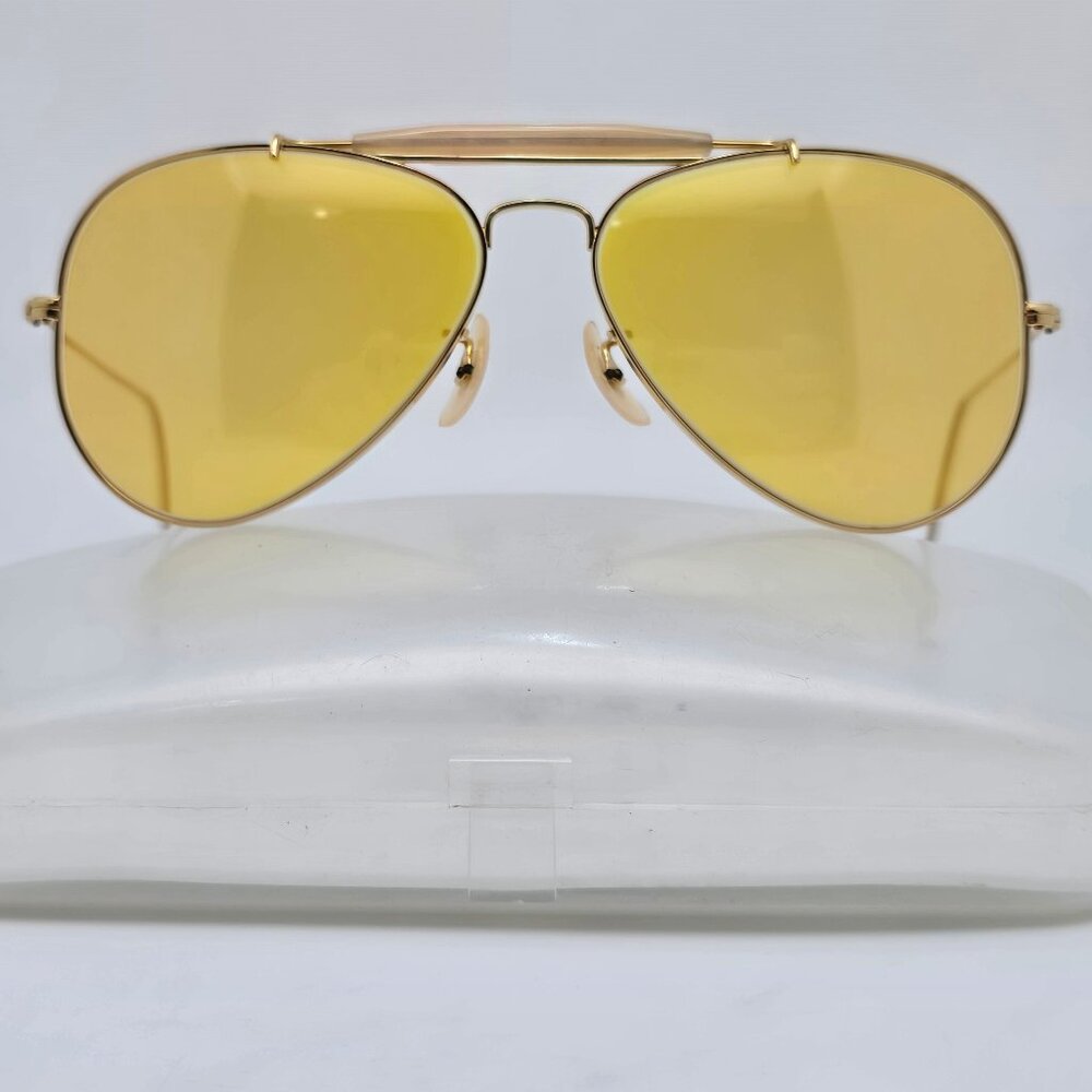 Ray-Ban B&L Outdoorsman Gold Frame Ambermatic Pre-Etch Lens Aviator Sunglasses